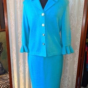 St John knit suits top and skirt gently worn